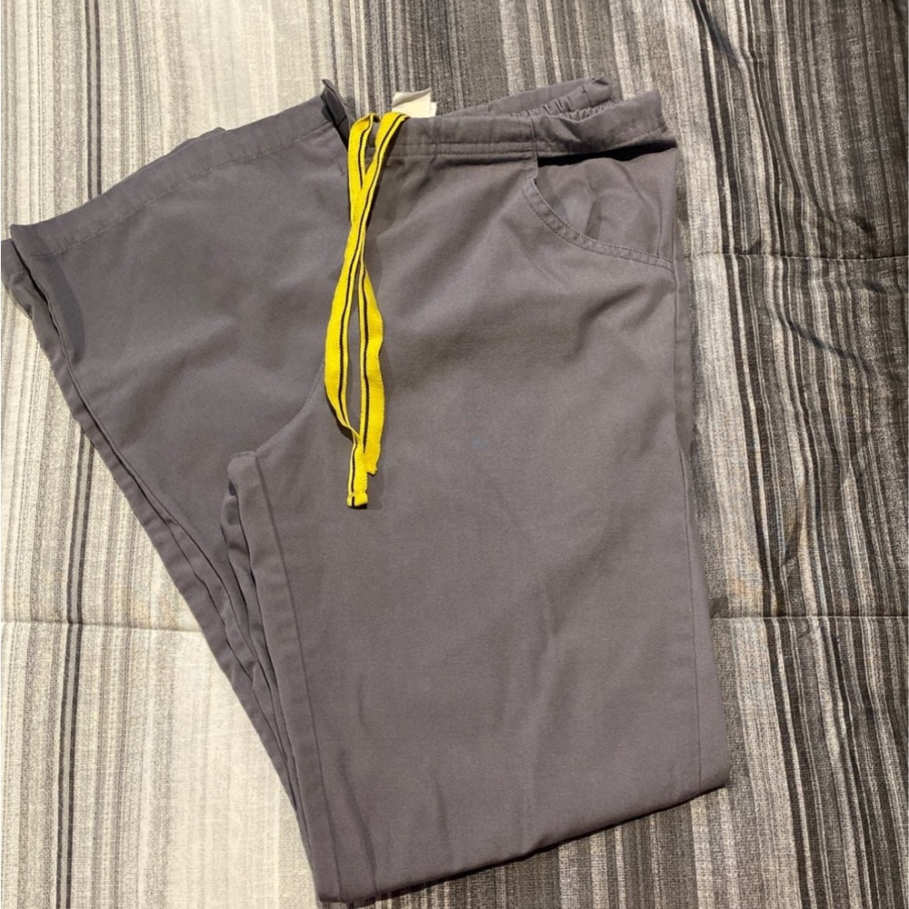 Scrub pants